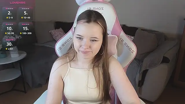 Sweetie Hope online show from November 14, 2025, 4:38 pm