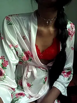 BunnyBloom25 online show from September 26, 2025, 11:14 am