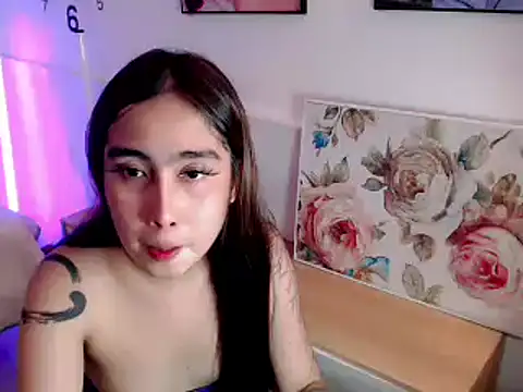 Snapshot of Misskatexx chatting on May 13, 2026, 12:35 pm Misskatexx online show from May 13, 2026, 12:35 pm