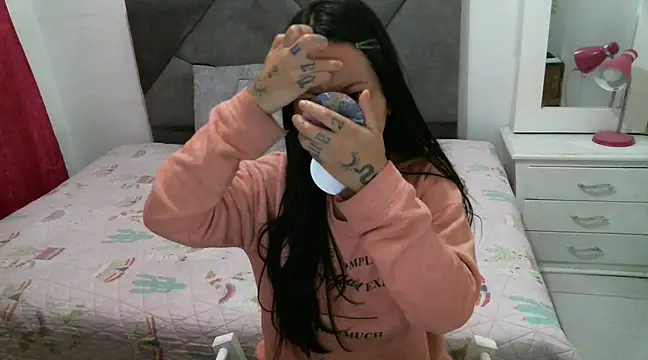 Taylormegan online show from March 19, 2025, 2:13 pm