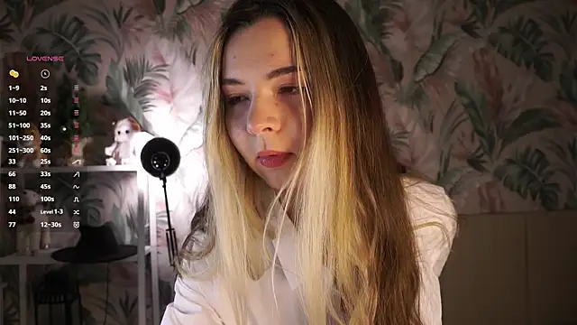 Snapshot of MarlinVarian chatting on January 8, 2026, 6:32 pm MarlinVarian online show from January 8, 2026, 6:32 pm