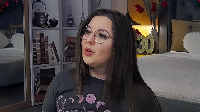 Snapshot of Mia_Swano chatting on December 17, 2025, 10:27 pm Mia Swano online show from December 17, 2025, 10:27 pm