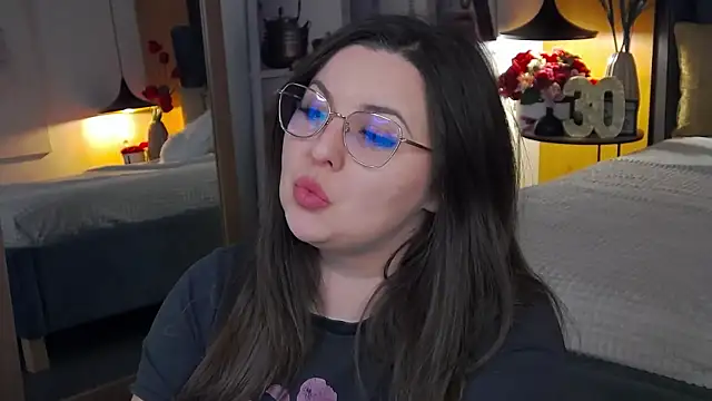 Snapshot of Mia_Swano chatting on January 18, 2026, 2:37 am Mia Swano online show from January 18, 2026, 2:37 am