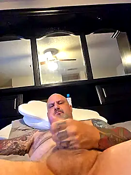 Kwillie online show from April 25, 2026, 9:56 am