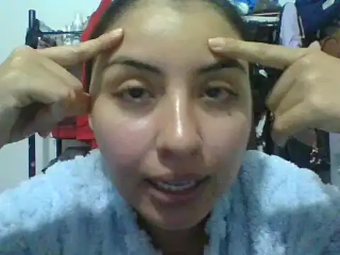 Snapshot of _Romilly_ chatting on May 15, 2026, 2:40 am Romilly online show from May 15, 2026, 2:40 am
