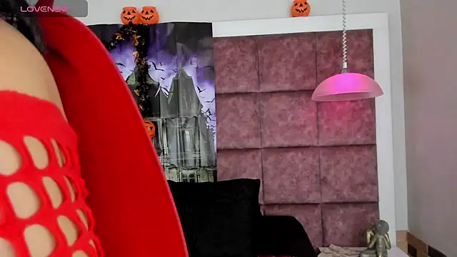 Ely09  online show from October 31, 2025, 9:16 pm