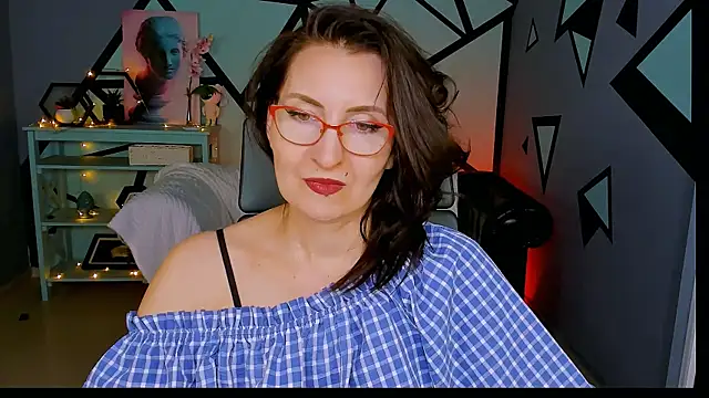 UnaTerra online show from February 8, 2026, 9:13 am