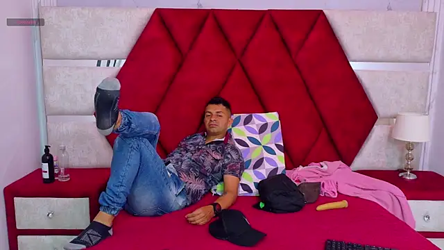 Snapshot of Kity_spiderr chatting on October 28, 2025, 12:30 pm Kity spiderr online show from October 28, 2025, 12:30 pm