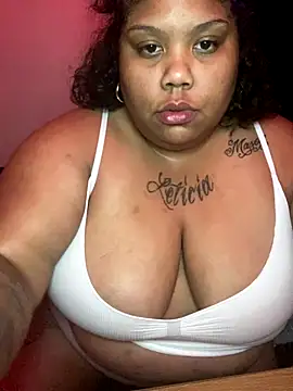 BlaxicanaMami online show from October 3, 2025, 5:37 am