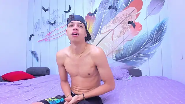 Mycandyfor You online show from November 20, 2025, 7:02 pm