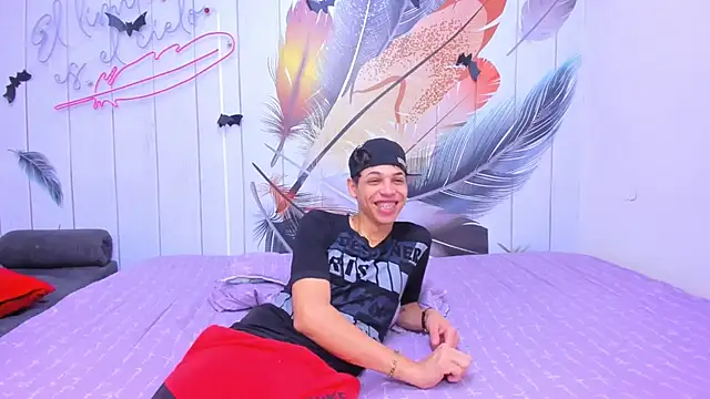 Mycandyfor You online show from November 21, 2025, 6:50 pm