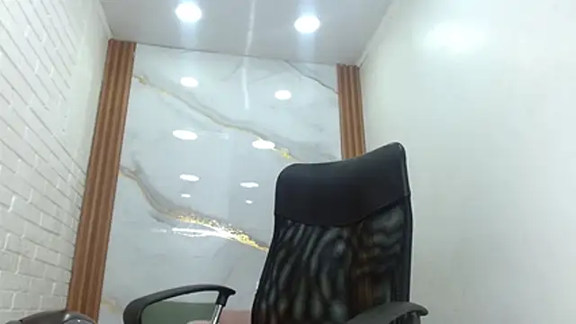 Snapshot of Penelopee_Rouse chatting on October 11, 2025, 7:34 pm Penelopee Rouse online show from October 11, 2025, 7:34 pm
