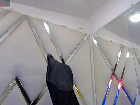 Penelopee Rouse online show from February 23, 2026, 8:17 pm