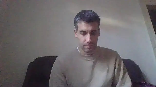 JulioIsHere4you online show from January 17, 2026, 10:20 am