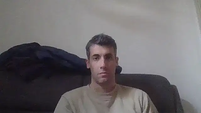 JulioIsHere4you online show from March 6, 2026, 10:23 am