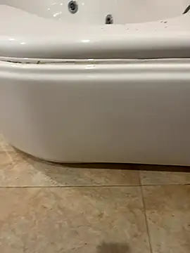 ruberofre online show from October 13, 2025, 1:49 am