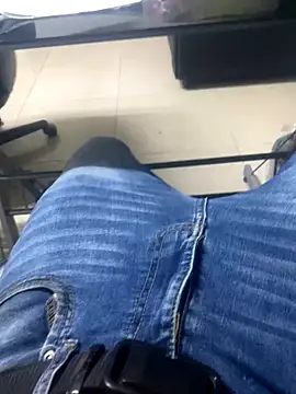 Chico031289 online show from October 21, 2025, 11:16 pm