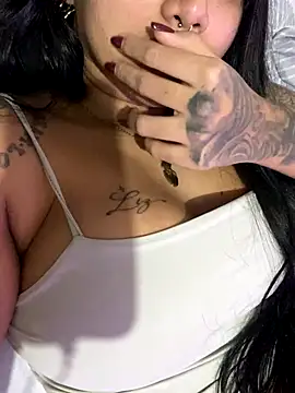 Snapshot of danilyns chatting on October 4, 2025, 3:15 am danilyns online show from October 4, 2025, 3:15 am