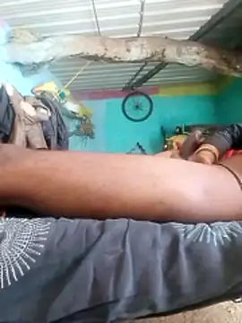 Snapshot of CUTE-004 chatting on March 26, 2026, 9:04 am CUTE-004 online show from March 26, 2026, 9:04 am