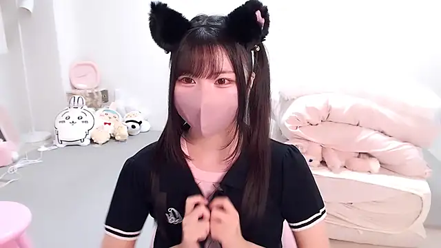 Snapshot of moka-neko chatting on September 28, 2025, 11:59 am moka-neko online show from September 28, 2025, 11:59 am