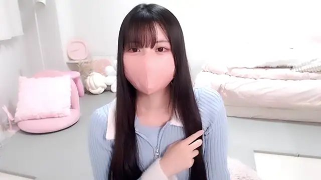 moka-neko online show from November 7, 2025, 5:02 pm