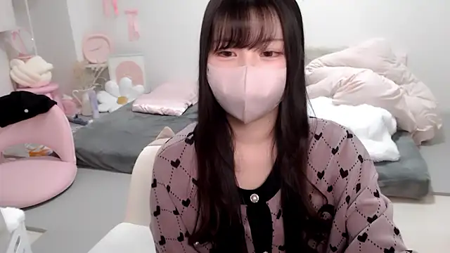 moka-neko online show from April 15, 2026, 1:51 pm