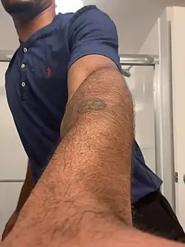 kingtaydo online show from April 18, 2026, 5:22 am