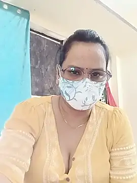 Snapshot of Your-vipasha chatting on June 21, 2026, 8:39 am Your-vipasha online show from June 21, 2026, 8:39 am