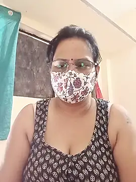Snapshot of Your-vipasha chatting on July 4, 2026, 6:41 am Your-vipasha online show from July 4, 2026, 6:41 am