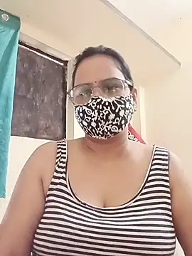 Snapshot of Your-vipasha chatting on July 8, 2026, 5:12 am Your-vipasha online show from July 8, 2026, 5:12 am