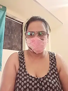 Snapshot of Your-vipasha chatting on July 11, 2026, 7:33 am Your-vipasha online show from July 11, 2026, 7:33 am