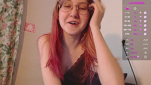 ohmycheryl online show from September 18, 2025, 2:52 pm