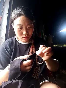 siki-00 online show from September 23, 2025, 2:25 am