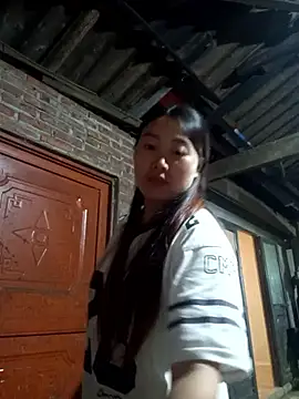 siki-00 online show from October 10, 2025, 11:42 am