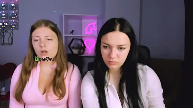 melani bumm online show from October 2, 2025, 7:04 am