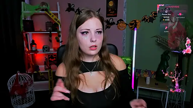 melani bumm online show from October 31, 2025, 9:21 am