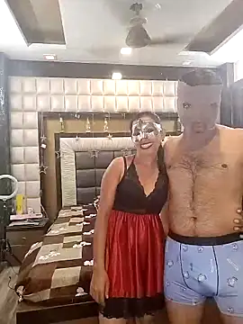 Aarushi sexy online show from September 21, 2025, 7:43 am