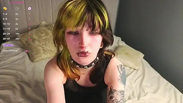 KandraCruser online show from November 15, 2025, 9:21 pm