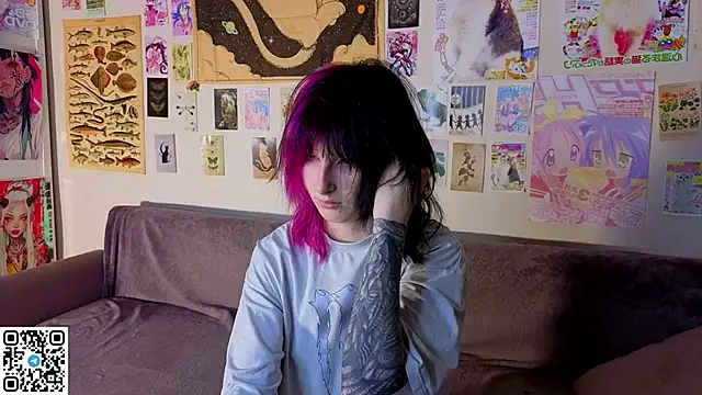 Snapshot of KandraCruser chatting on May 22, 2026, 8:03 pm KandraCruser online show from May 22, 2026, 8:03 pm