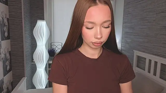 NedraLober online show from April 13, 2026, 6:41 am