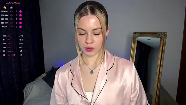 Lil Elisa online show from October 26, 2025, 11:16 am