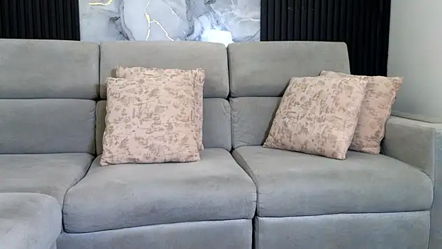 imrockstar online show from December 17, 2025, 7:42 pm