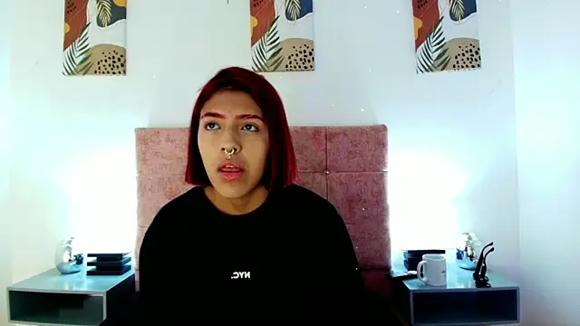 Dulce Bella  online show from September 23, 2025, 12:19 pm