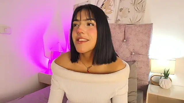 Dulce Bella  online show from February 6, 2026, 4:06 am