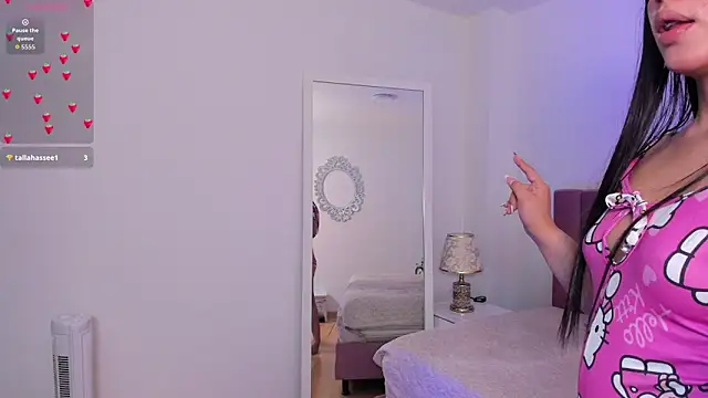 AvaScott  online show from October 7, 2025, 5:21 pm