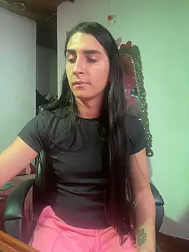 Snapshot of lola_diez chatting on October 8, 2025, 7:11 pm lola diez online show from October 8, 2025, 7:11 pm