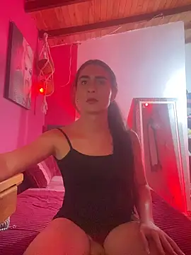 Snapshot of lola_diez chatting on October 17, 2025, 3:53 am lola diez online show from October 17, 2025, 3:53 am