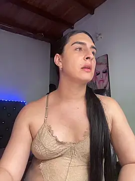 Snapshot of lola_diez chatting on May 16, 2026, 5:01 pm lola diez online show from May 16, 2026, 5:01 pm