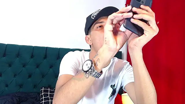 Ariatnaanddilan online show from October 11, 2025, 12:21 am