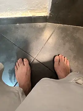 penchis90 online show from February 16, 2026, 6:04 pm